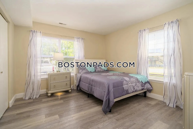 liberty Place, Randolph