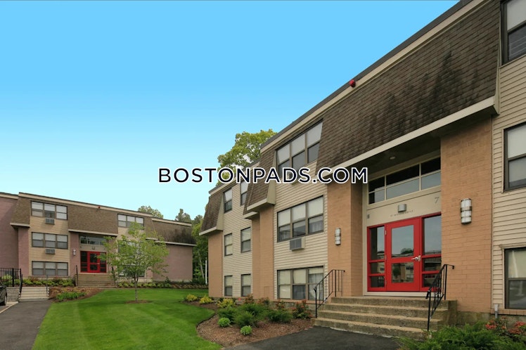 Sumner St., Stoughton