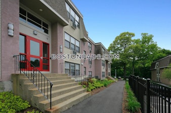 Sumner St. Stoughton