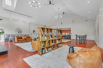 East Main St. Westborough