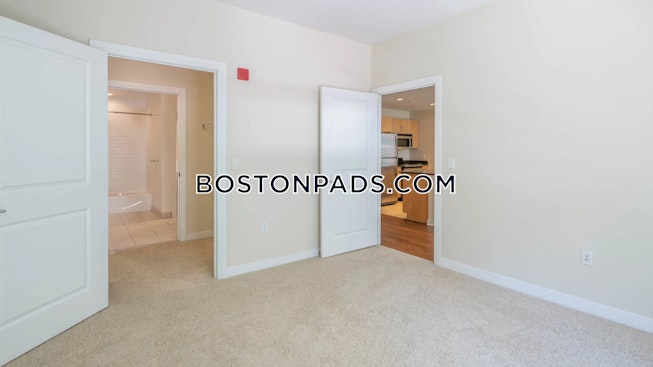 Boston - $2,910+ /mo