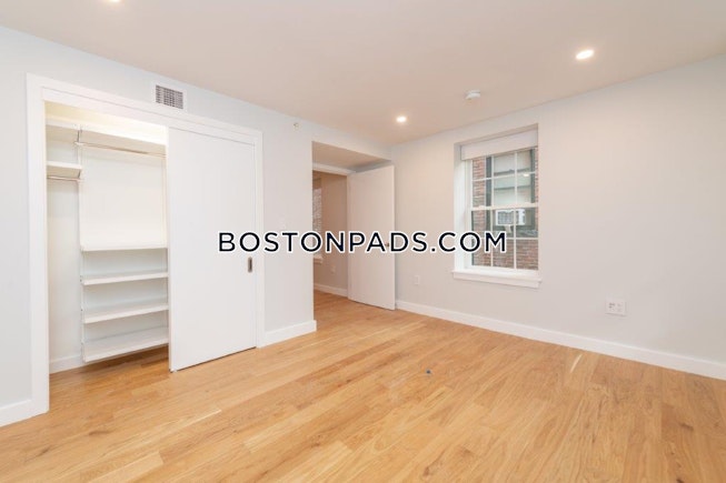 Boston - $3,200+ /mo