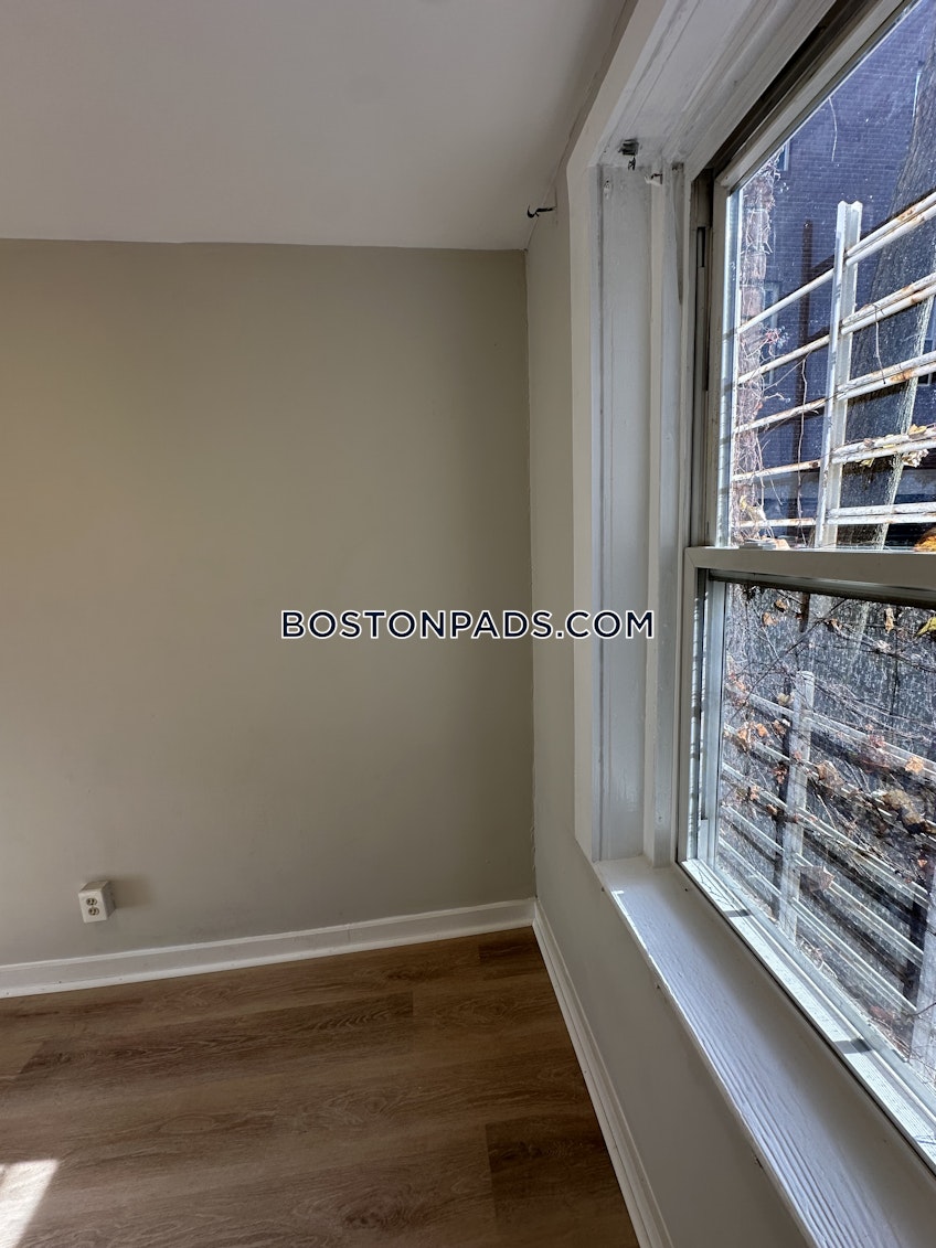 Boston - $3,350+ /month