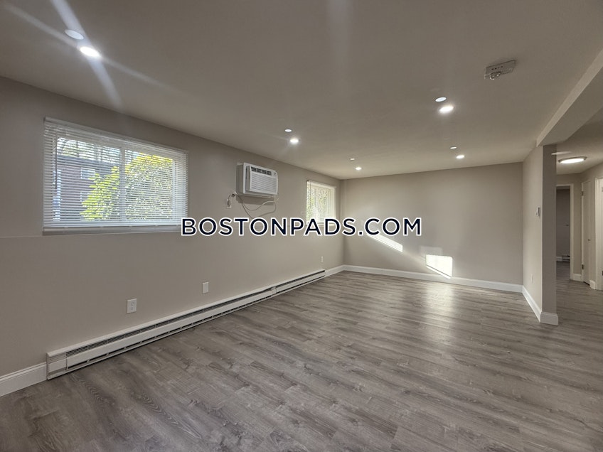Webster - $1,875+ /month
