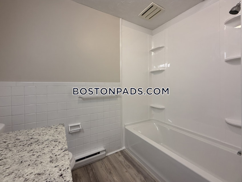 Webster - $1,900+ /month