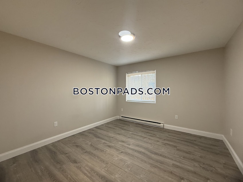 Webster - $1,900+ /month