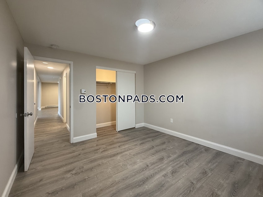 Webster - $1,900+ /month