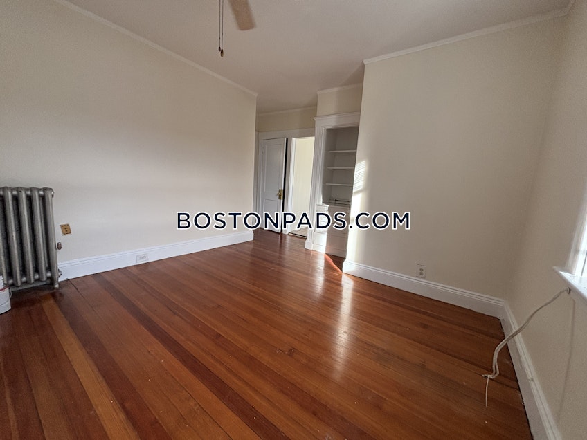 Boston - $2,100+ /month