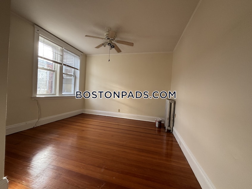 Boston - $2,100+ /month
