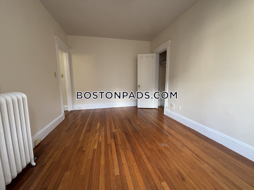 Brookline - $2,100+ /month