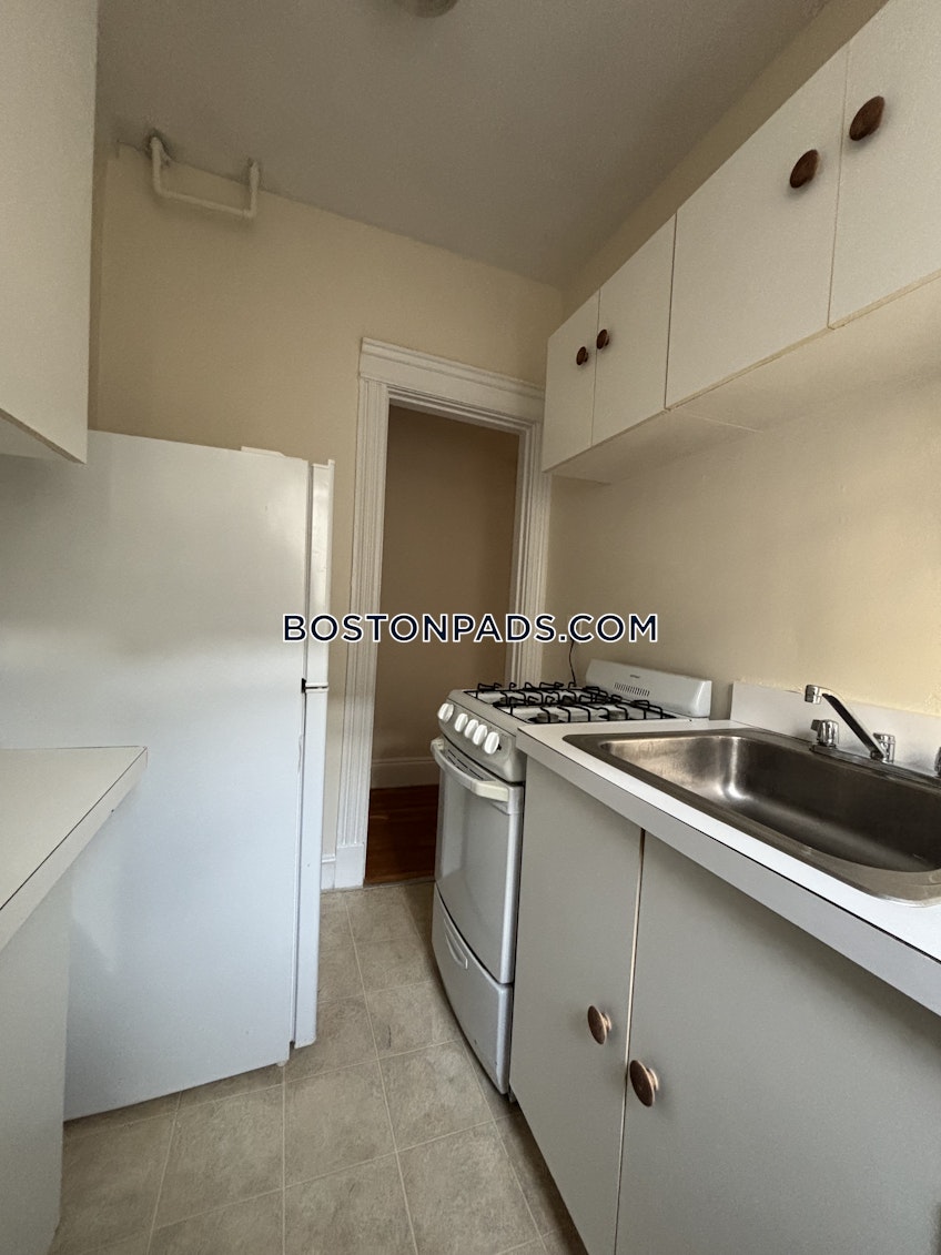 Brookline - $2,100+ /month