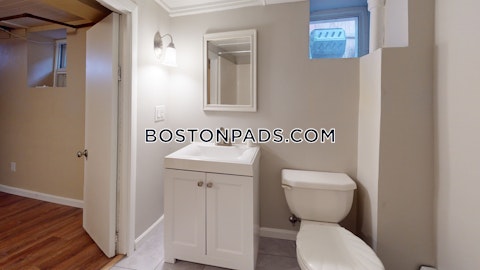 Lowell St. Somerville photo 15