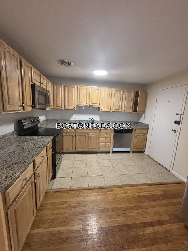 Brookline - $2,900+ /mo