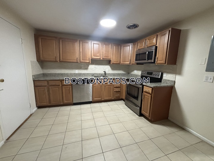 brookline-apartment-for-rent-2-bedrooms-1-bath-coolidge-corner-2950-8015365 