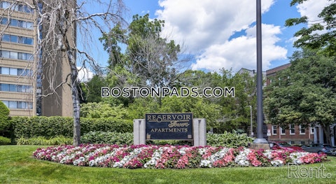 Commonwealth Ave. Boston photo 16