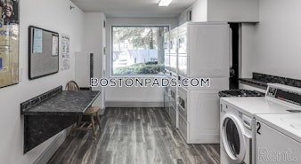 Commonwealth Ave. Boston