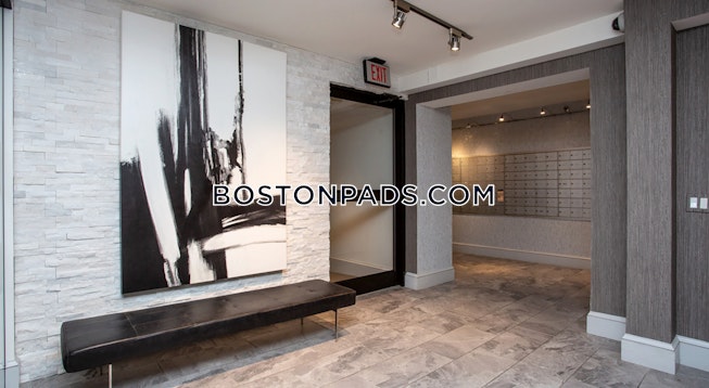 Boston - $3,125+ /mo