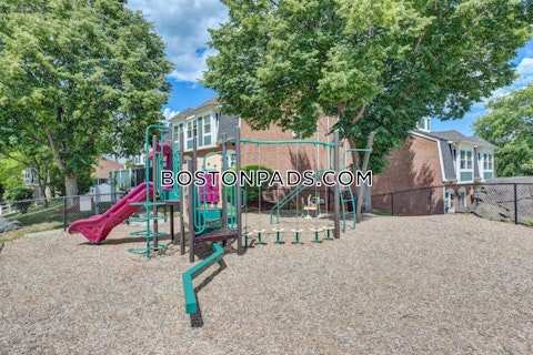 Lexington St. Waltham photo 13