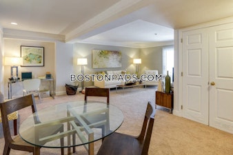 Lexington St. Waltham