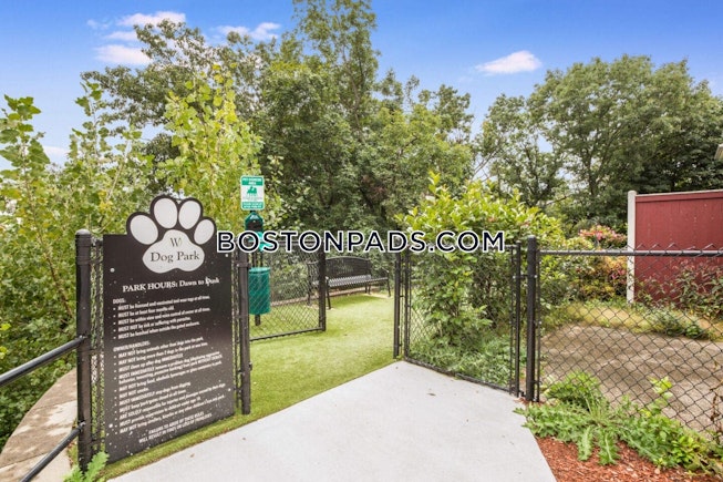 Waltham - $2,990+ /mo