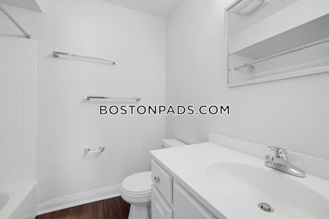 Lexington St. Waltham photo 21