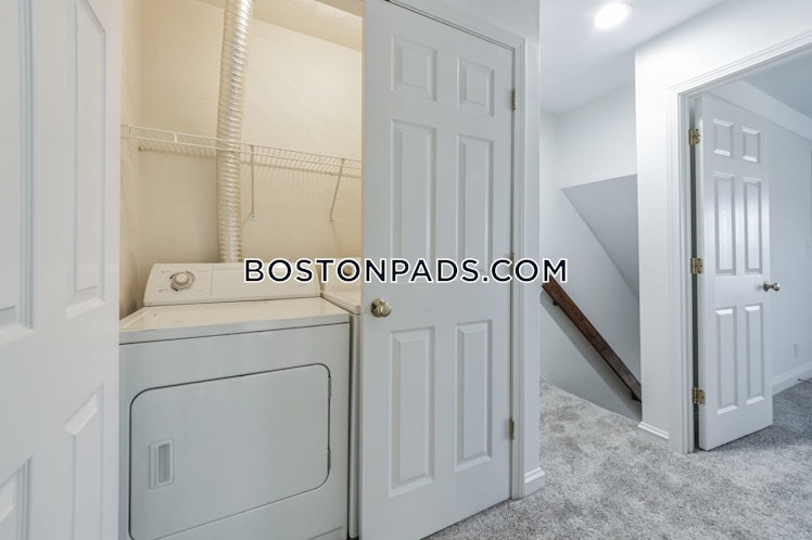 Lexington St., Waltham