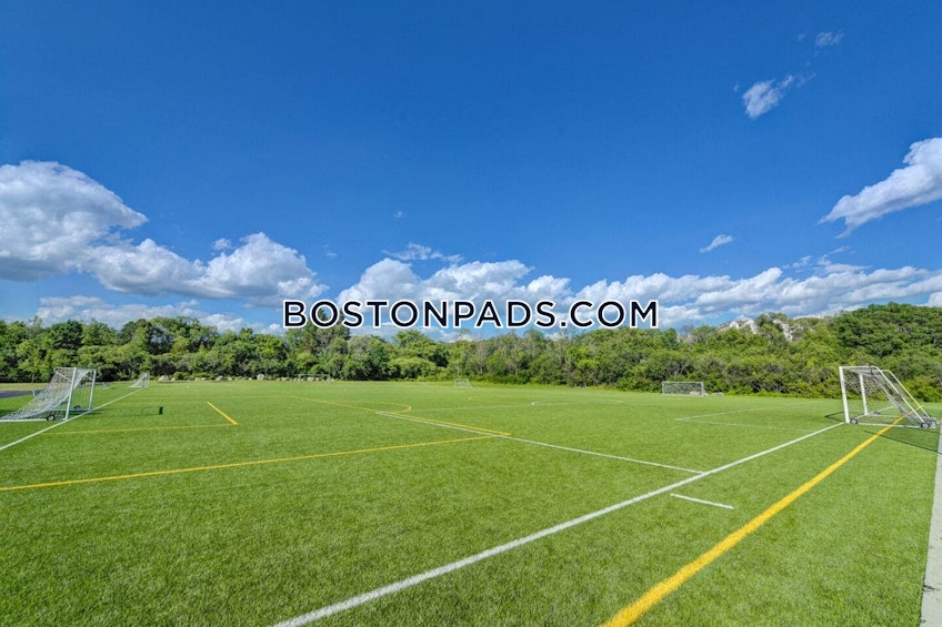 Waltham - $5,580+ /month