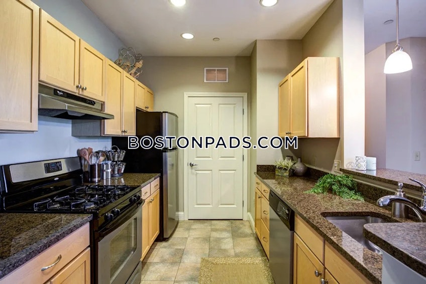 Lynnfield - $2,539+ /month