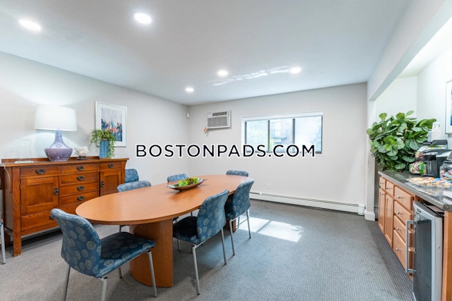 Quincy - $2,370+ /mo