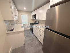 Third St./>, Cambridge