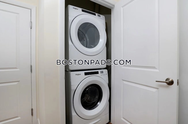 Arlington - $4,135+ /mo