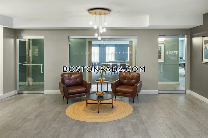 Arlington - $3,651+ /month