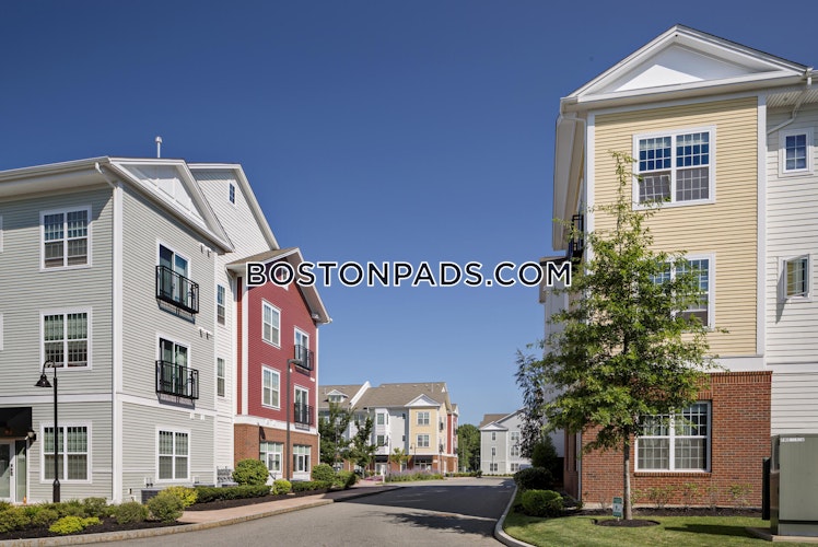 Taylor Pond Ln., Bedford