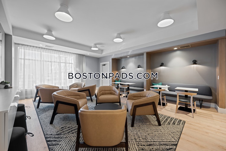 Taylor Pond Ln., Bedford