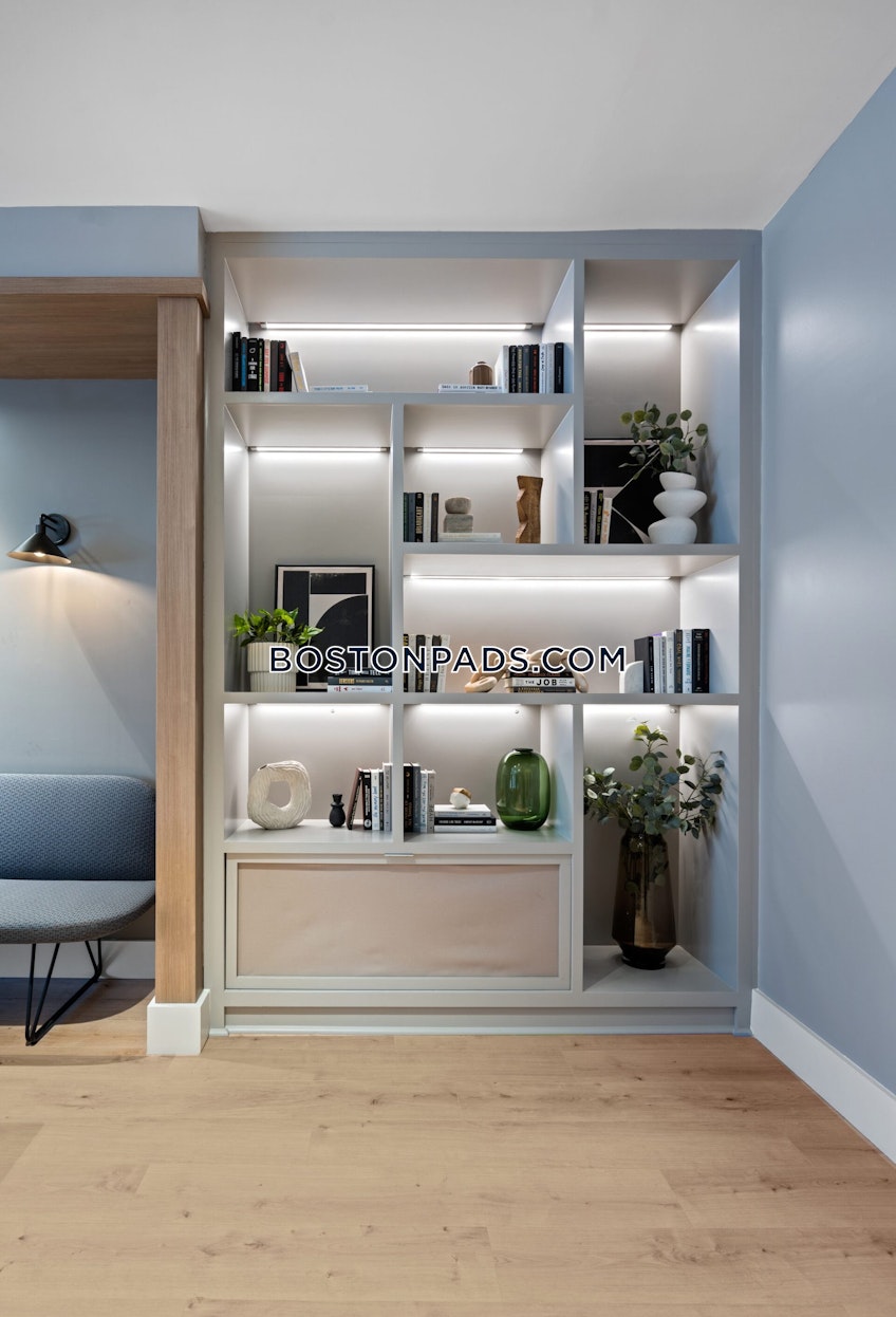 Bedford - $8,964+ /month