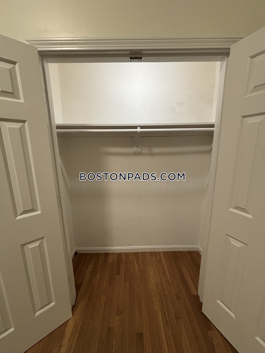 Boston - $4,400+ /month