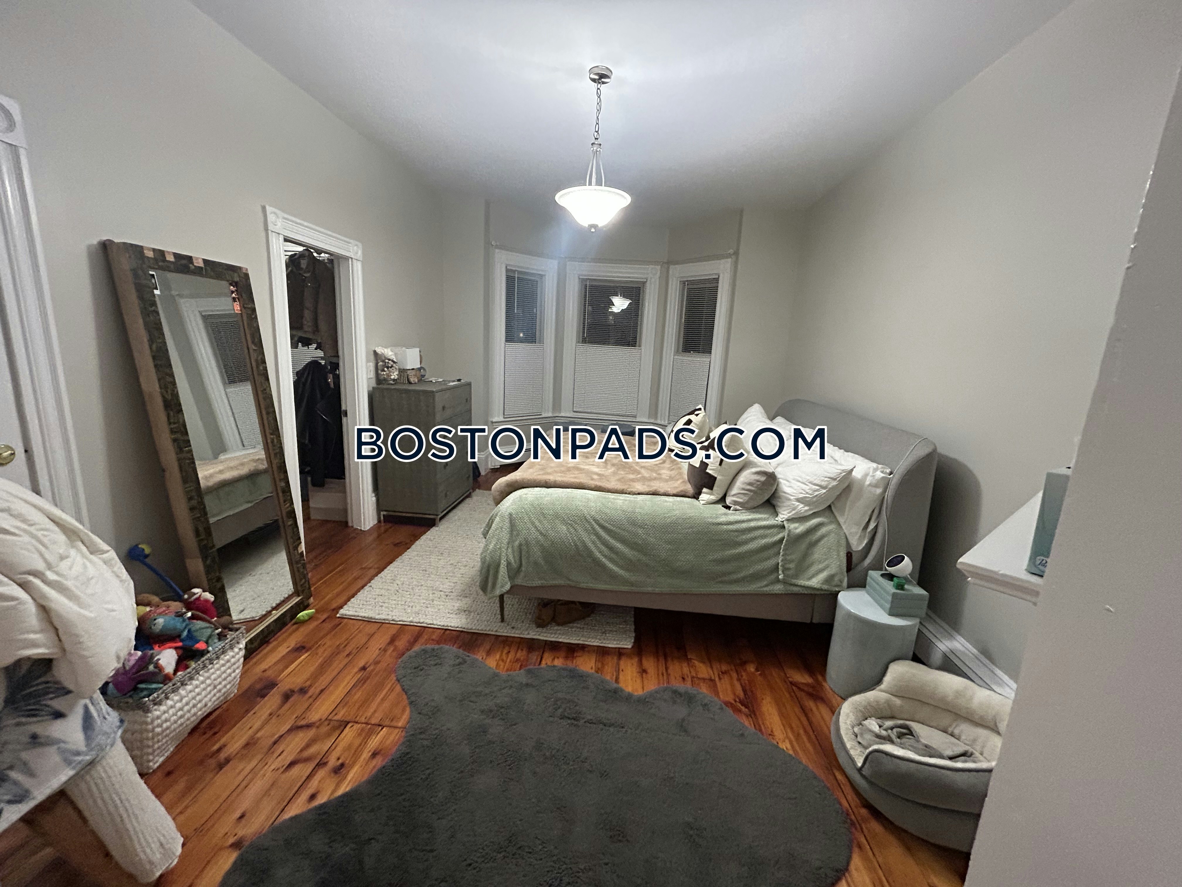 Boston - $2,600