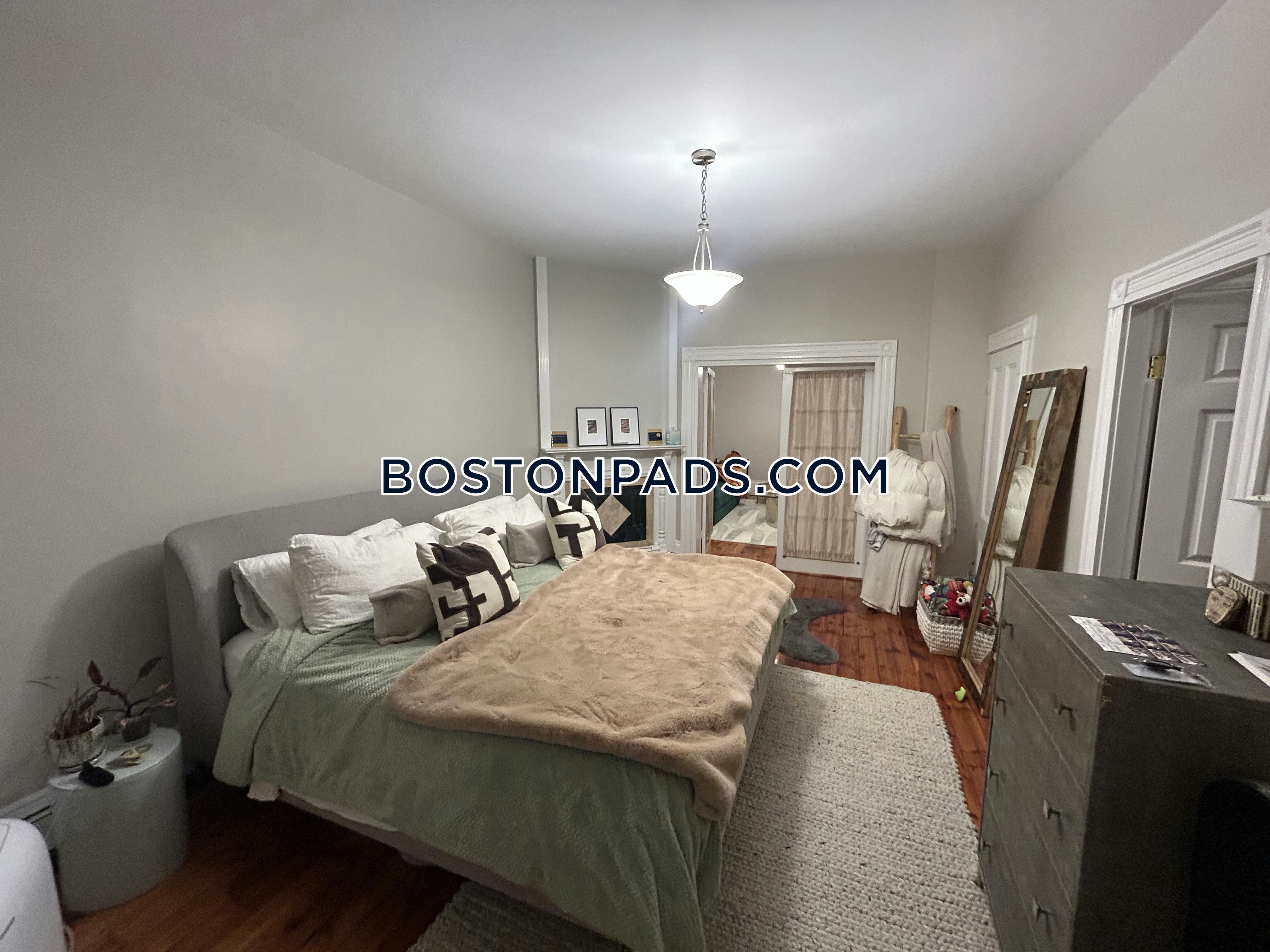 Boston - $2,600