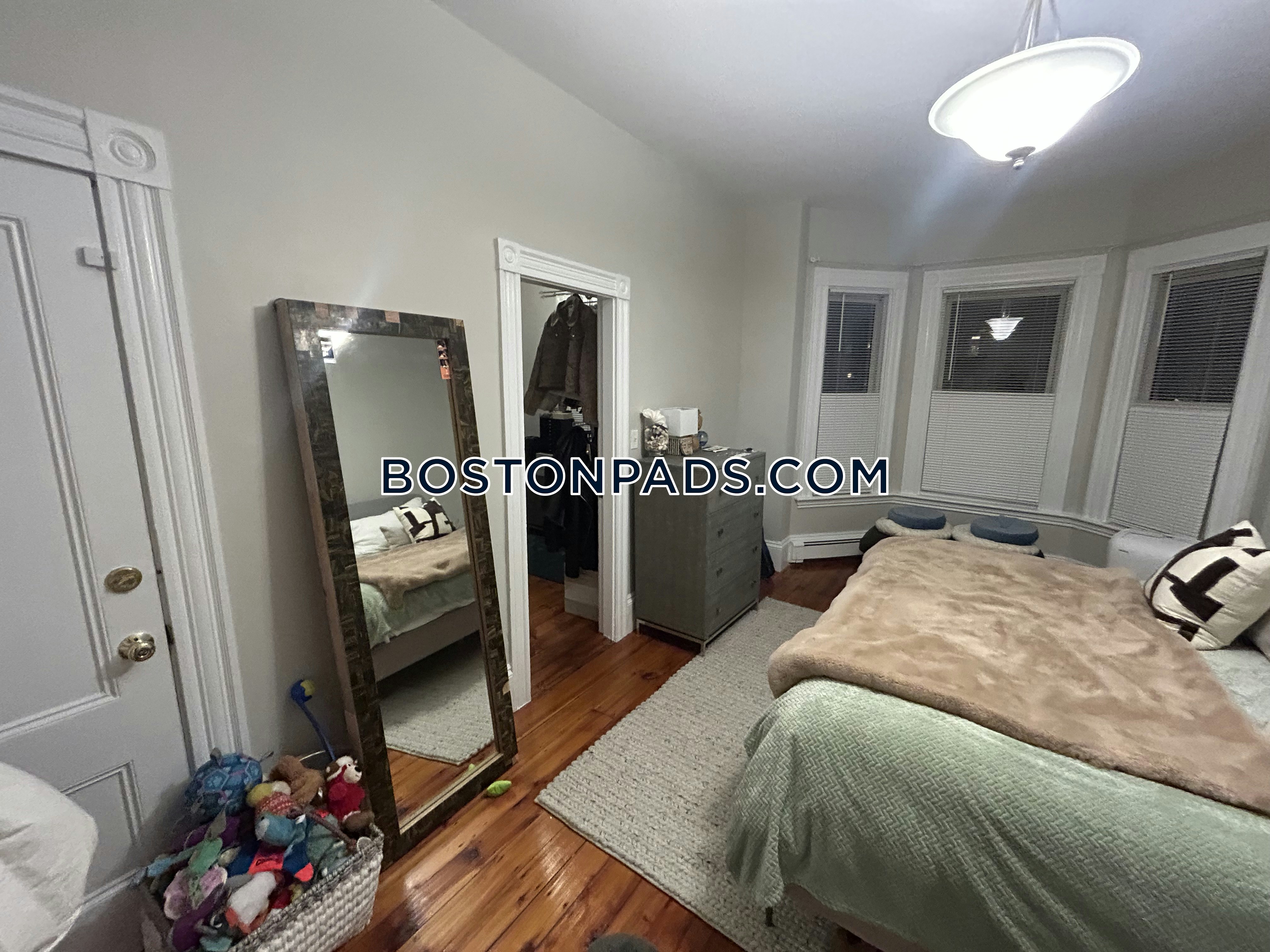 Boston - $2,600