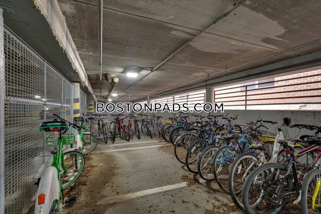 Boston - $5,604+ /mo