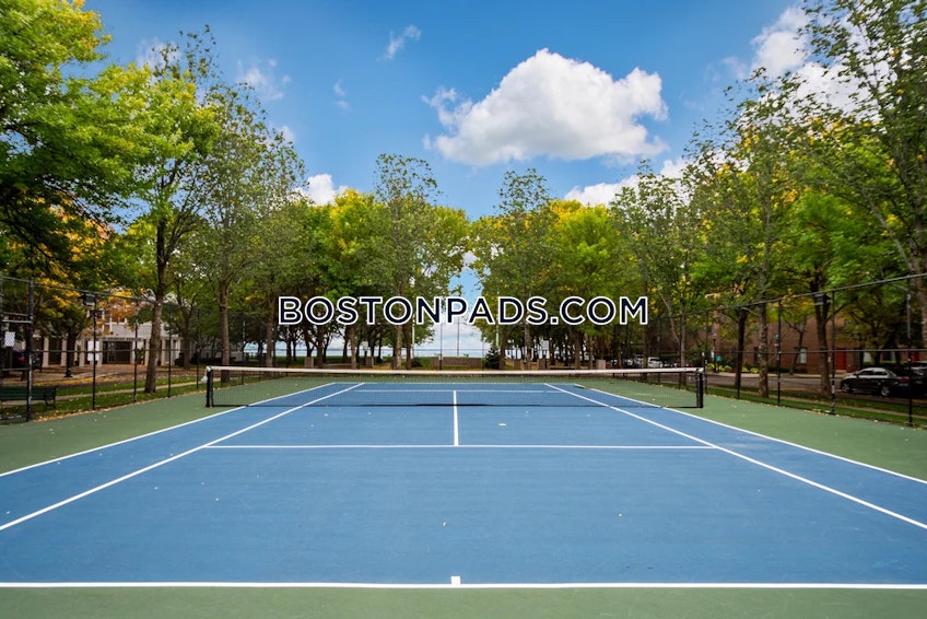 Boston - $5,330+ /month