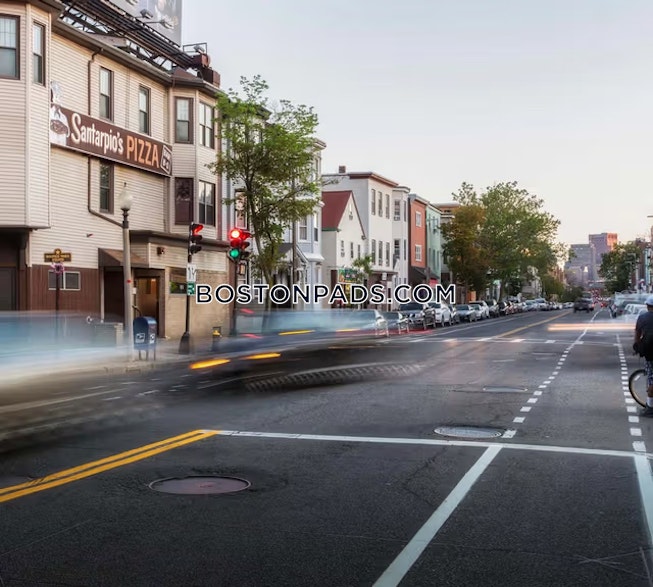 Boston - $3,057+ /mo