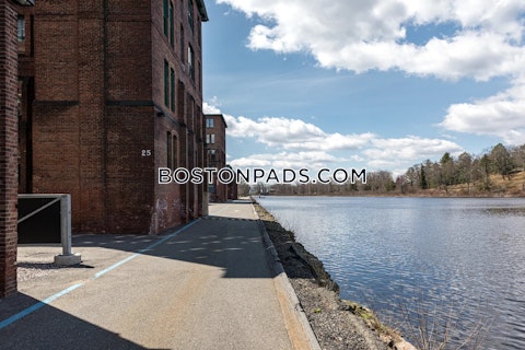 Crescent St. Waltham photo 28