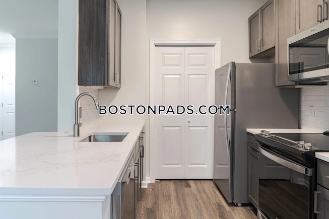 Waltham - $7,520+ /mo