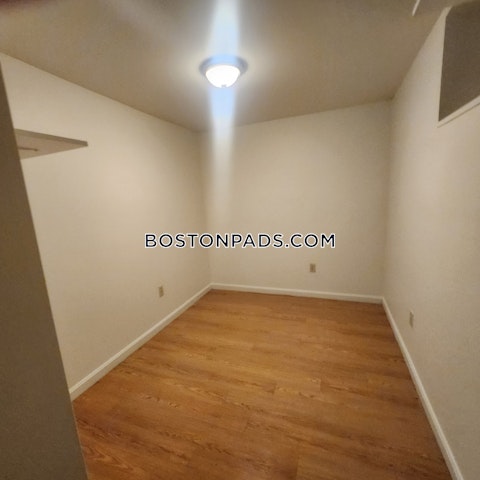 Shepherd Ave. Boston photo 26