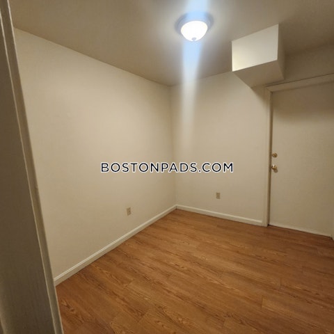 Shepherd Ave. Boston photo 25