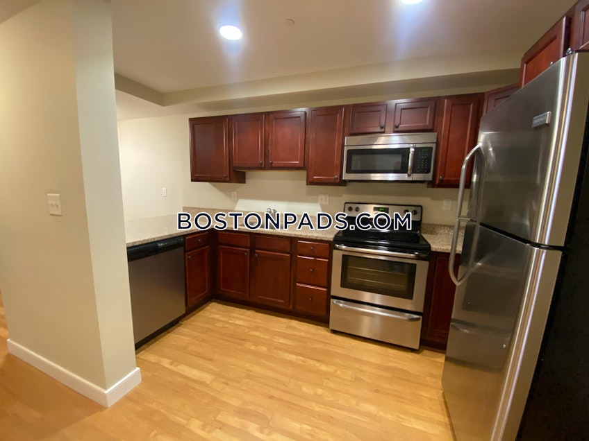 Braintree - $2,300+ /month