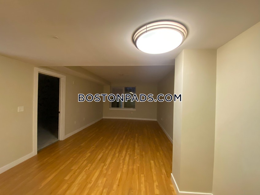 Braintree - $2,300+ /month