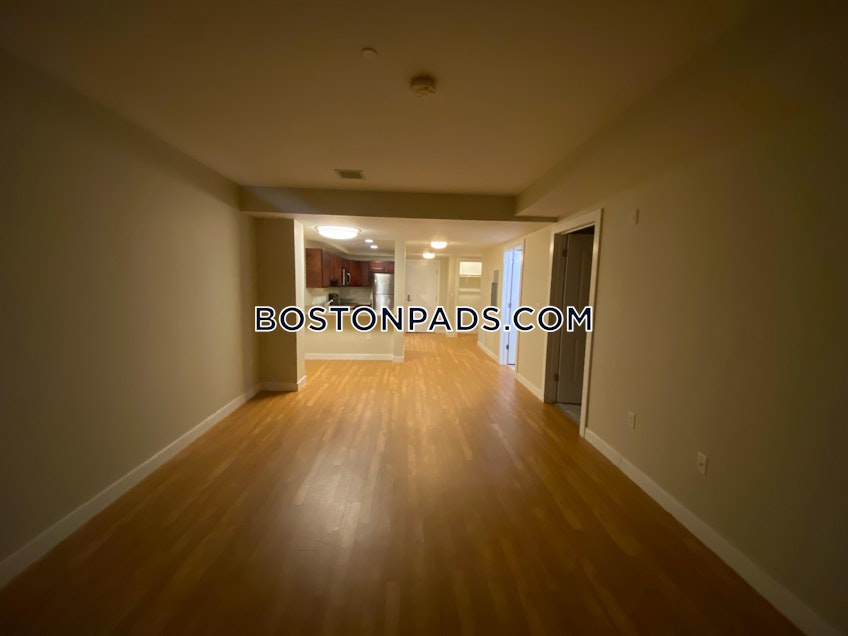 Braintree - $2,300+ /month