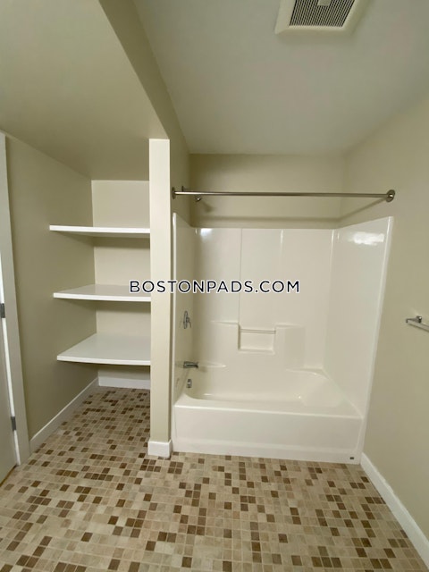 Pond St. Braintree photo 16